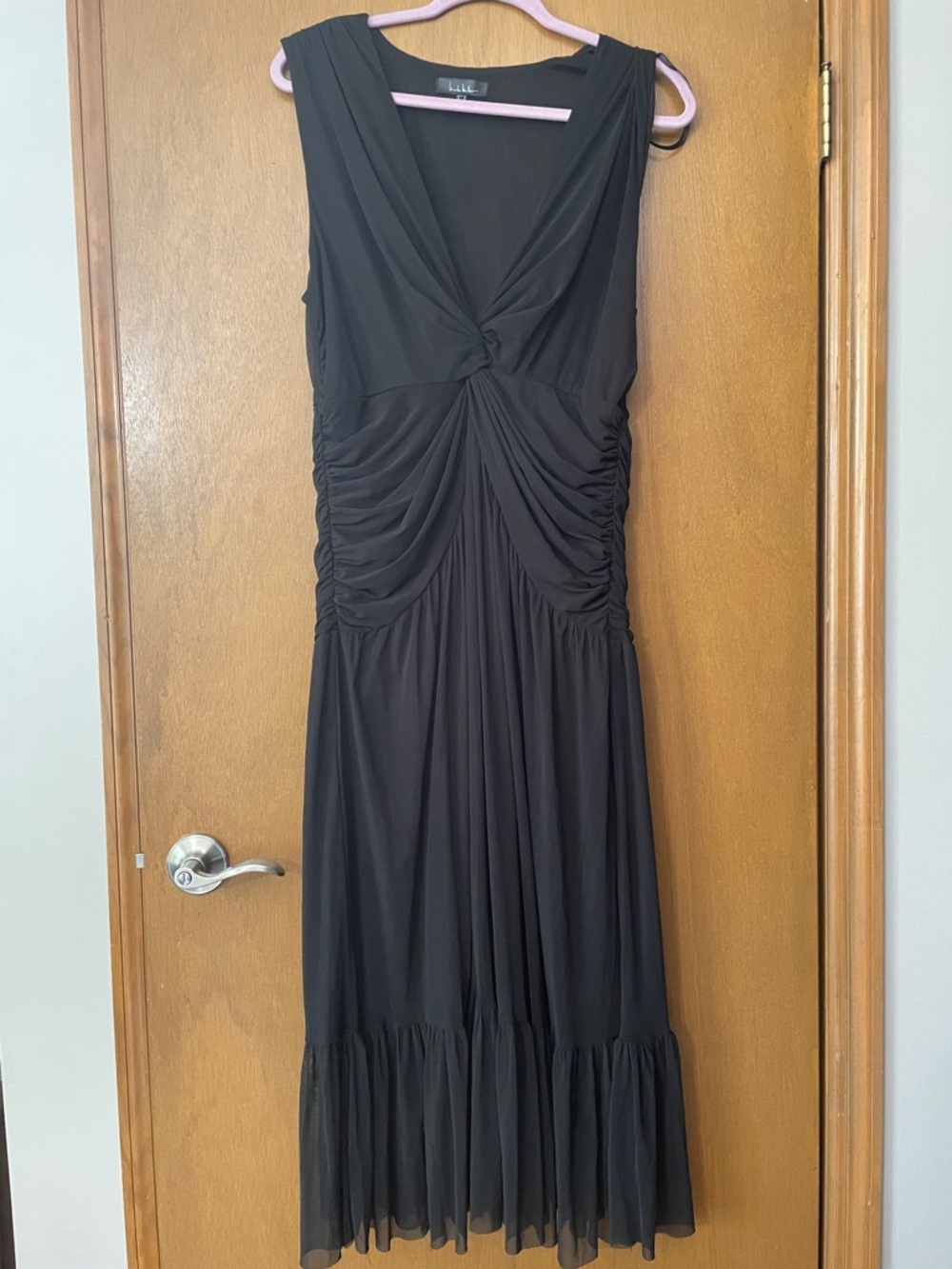 Nicole Miller Black Sleeveless Twisted Bodice Maxi Dress